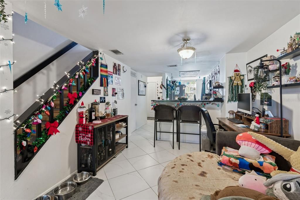 For Sale: $175,000 (2 beds, 2 baths, 1018 Square Feet)