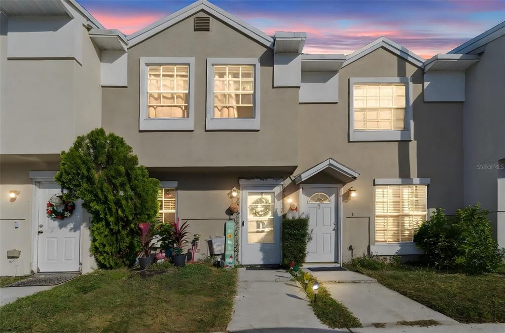 For Sale: $175,000 (2 beds, 2 baths, 1018 Square Feet)