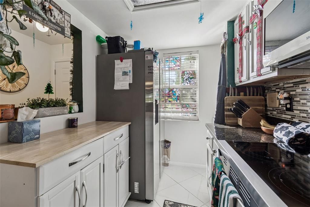 For Sale: $175,000 (2 beds, 2 baths, 1018 Square Feet)