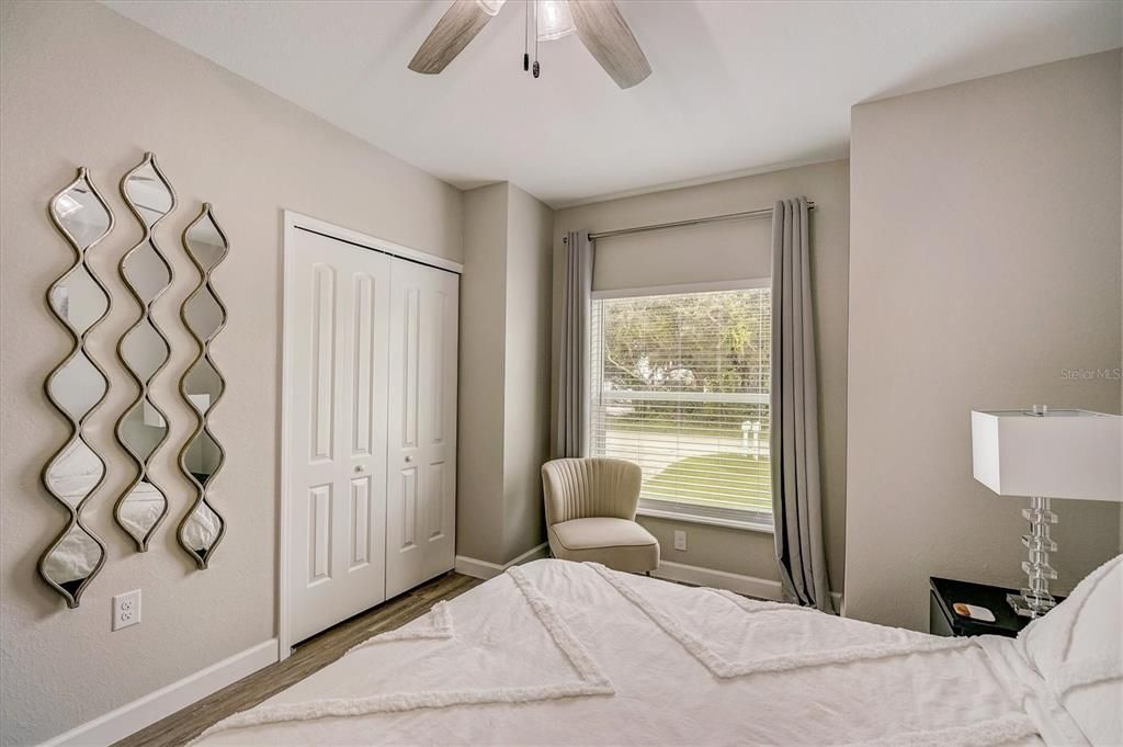 На продажу: $570,000 (6 спален, 0 ванн, 2612 Квадратных фут)