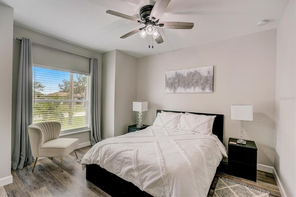 На продажу: $570,000 (6 спален, 0 ванн, 2612 Квадратных фут)