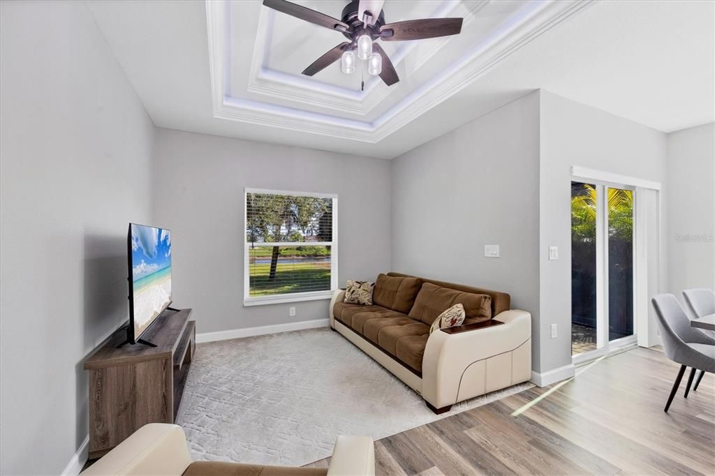 На продажу: $570,000 (6 спален, 0 ванн, 2612 Квадратных фут)