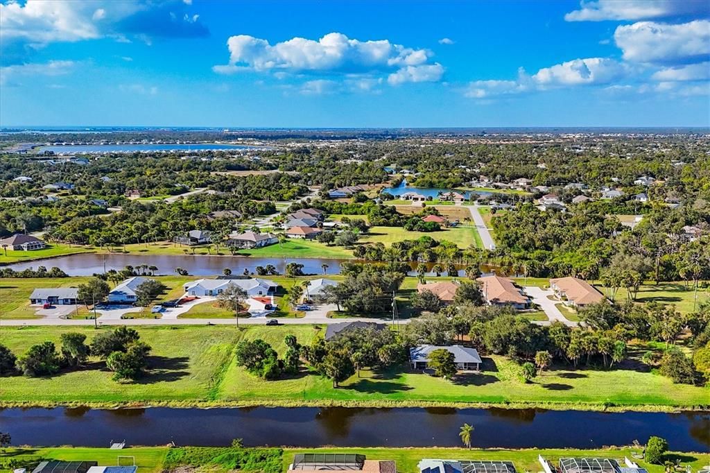 На продажу: $570,000 (6 спален, 0 ванн, 2612 Квадратных фут)