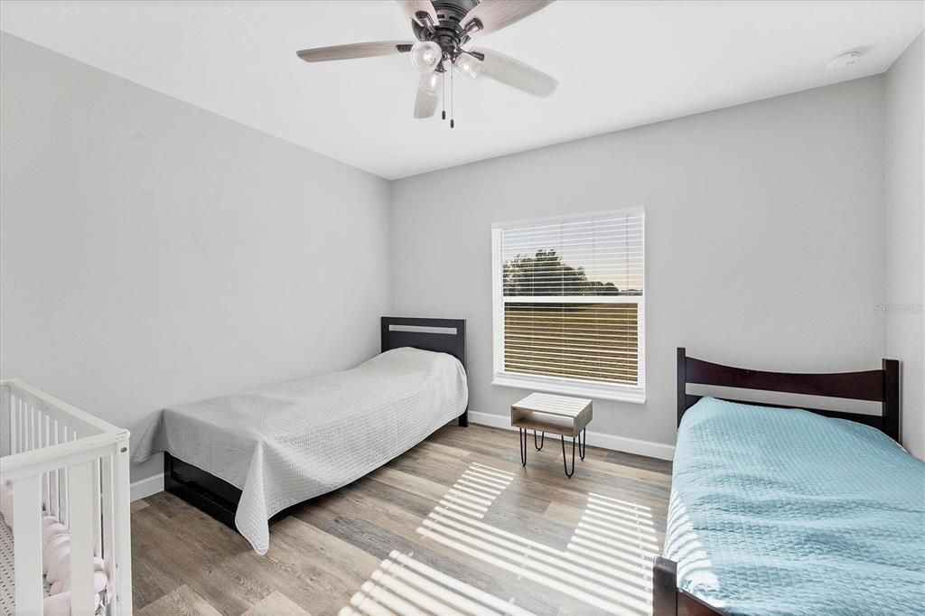 На продажу: $570,000 (6 спален, 0 ванн, 2612 Квадратных фут)