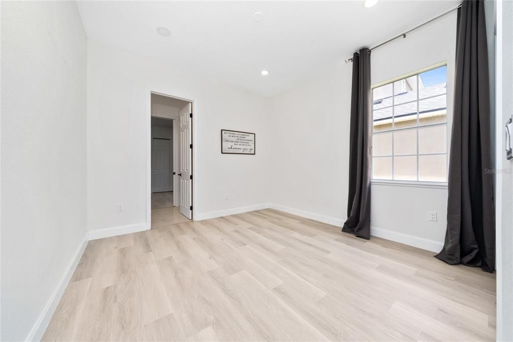 На продажу: $699,900 (4 спален, 4 ванн, 2639 Квадратных фут)