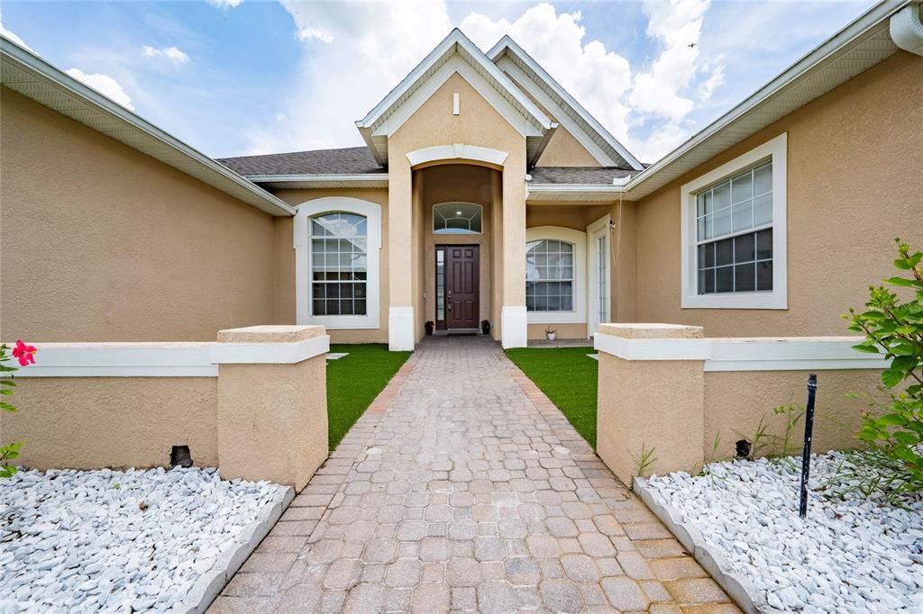 На продажу: $699,900 (4 спален, 4 ванн, 2639 Квадратных фут)