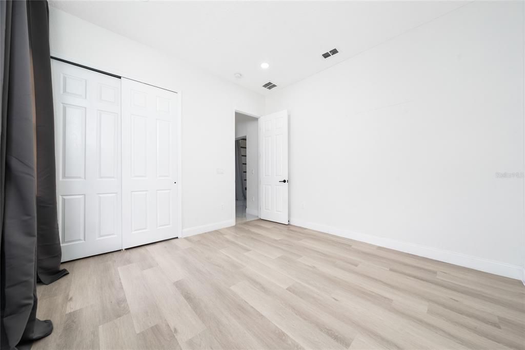 На продажу: $699,900 (4 спален, 4 ванн, 2639 Квадратных фут)