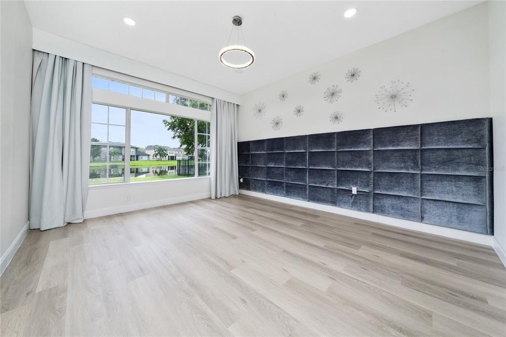 На продажу: $699,900 (4 спален, 4 ванн, 2639 Квадратных фут)