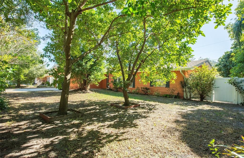 На продажу: $539,000 (3 спален, 2 ванн, 2048 Квадратных фут)