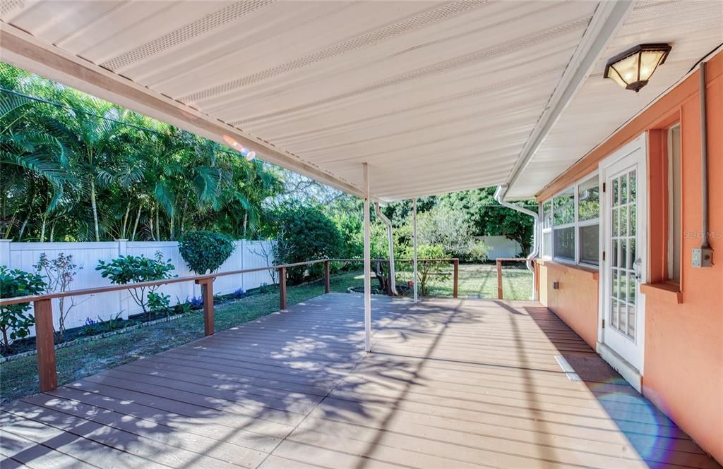 На продажу: $539,000 (3 спален, 2 ванн, 2048 Квадратных фут)