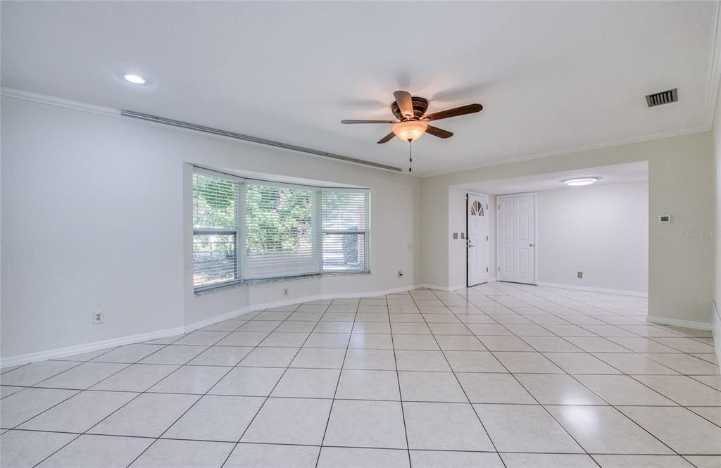 На продажу: $539,000 (3 спален, 2 ванн, 2048 Квадратных фут)