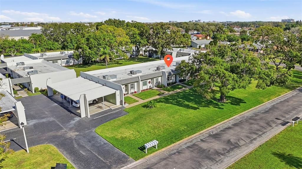 出租: $2,400 (2 贝兹, 2 浴室, 865 平方英尺)