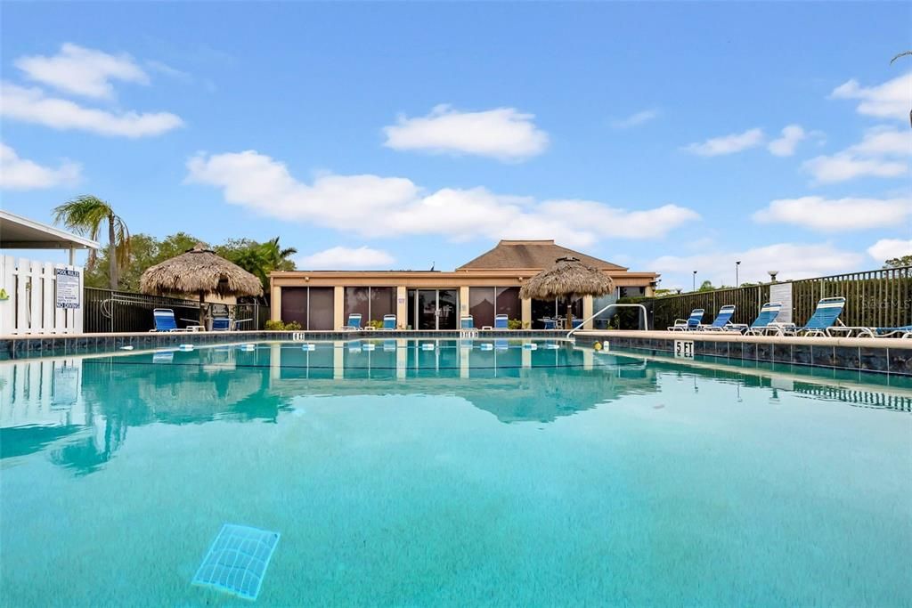 出租: $2,400 (2 贝兹, 2 浴室, 865 平方英尺)