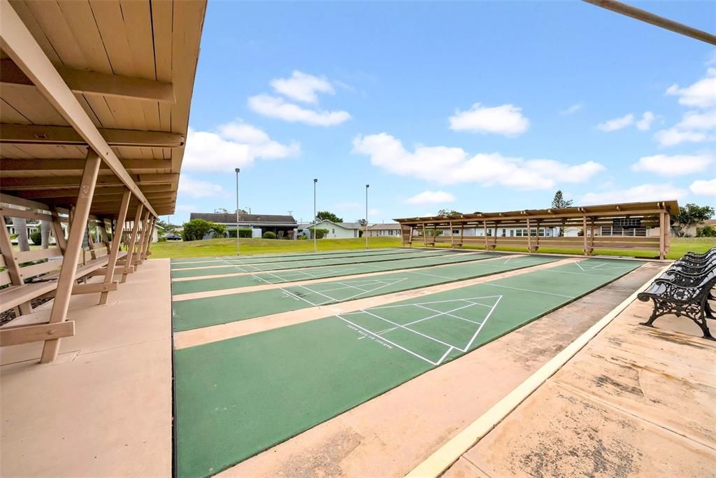 出租: $2,400 (2 贝兹, 2 浴室, 865 平方英尺)