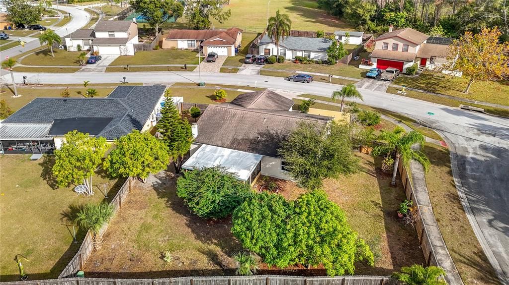 Active With Contract: $405,000 (3 beds, 2 baths, 1344 Square Feet)