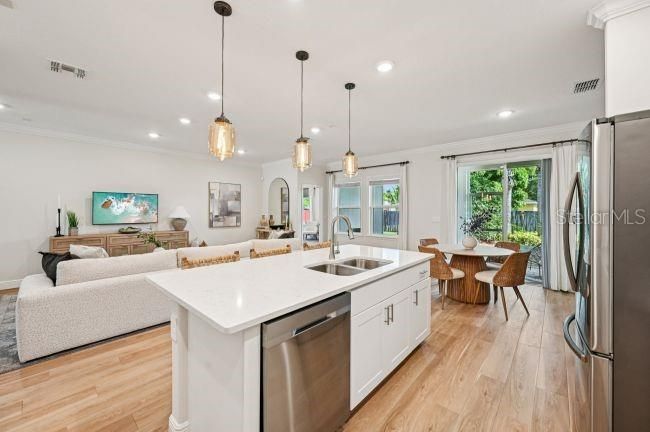 For Sale: $399,900 (4 beds, 3 baths, 2436 Square Feet)