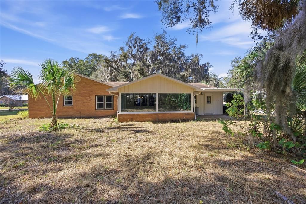 待售: $239,000 (3 贝兹, 2 浴室, 1568 平方英尺)