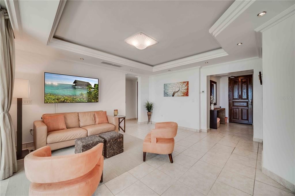 For Sale: $815,000 (2 beds, 2 baths, 1766 Square Feet)