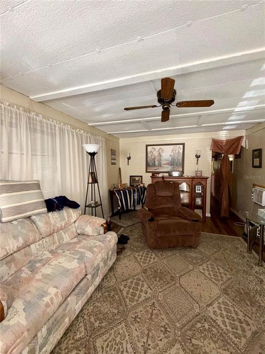 En Venta: $94,900 (2 camas, 1 baños, 672 Pies cuadrados)