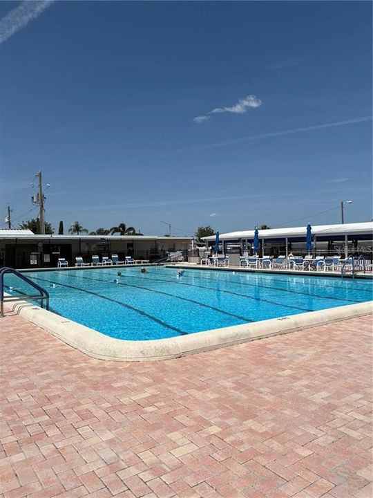 待售: $84,900 (1 贝兹, 1 浴室, 756 平方英尺)