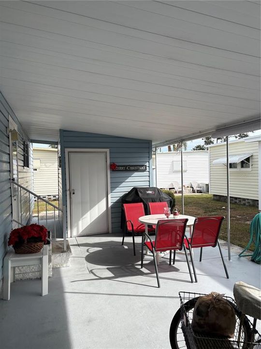 待售: $84,900 (1 贝兹, 1 浴室, 756 平方英尺)