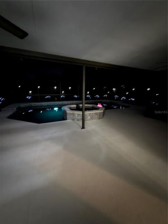 For Sale: $725,000 (3 beds, 2 baths, 1158 Square Feet)