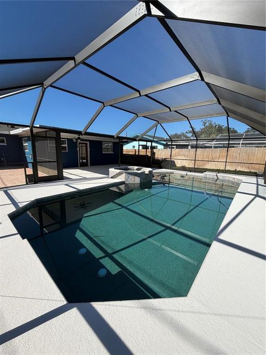 For Sale: $725,000 (3 beds, 2 baths, 1158 Square Feet)