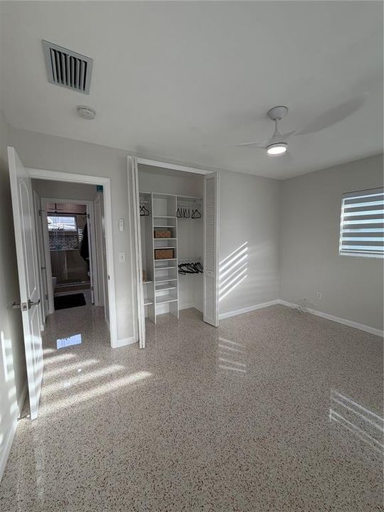 For Sale: $725,000 (3 beds, 2 baths, 1158 Square Feet)