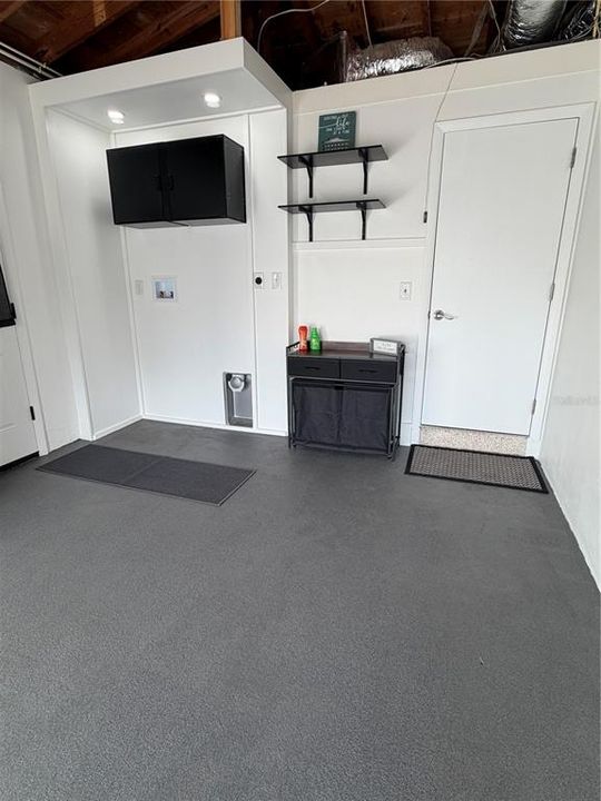 For Sale: $725,000 (3 beds, 2 baths, 1158 Square Feet)