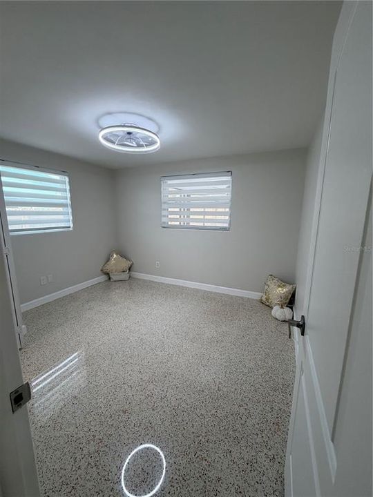 For Sale: $725,000 (3 beds, 2 baths, 1158 Square Feet)