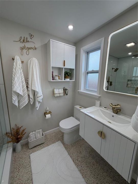 For Sale: $725,000 (3 beds, 2 baths, 1158 Square Feet)