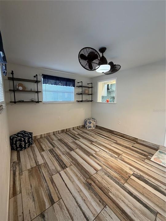 For Sale: $725,000 (3 beds, 2 baths, 1158 Square Feet)