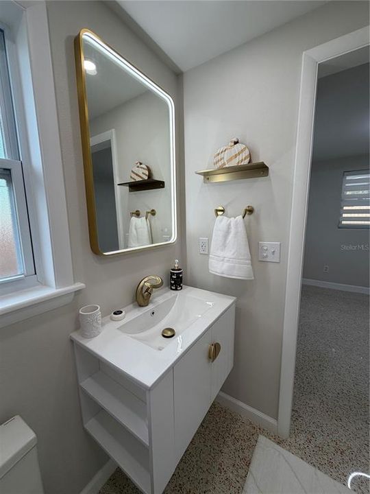 For Sale: $725,000 (3 beds, 2 baths, 1158 Square Feet)