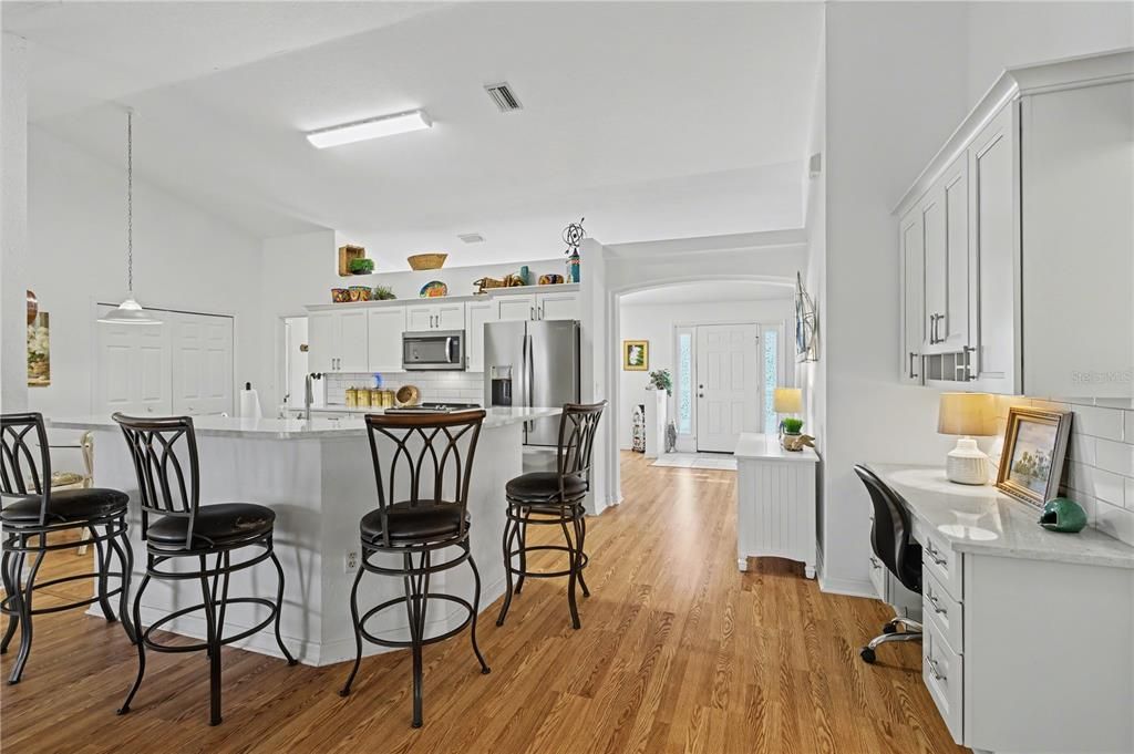 待售: $299,000 (3 贝兹, 2 浴室, 2000 平方英尺)