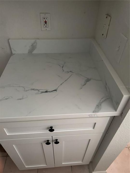 待售: $287,000 (3 贝兹, 2 浴室, 1320 平方英尺)