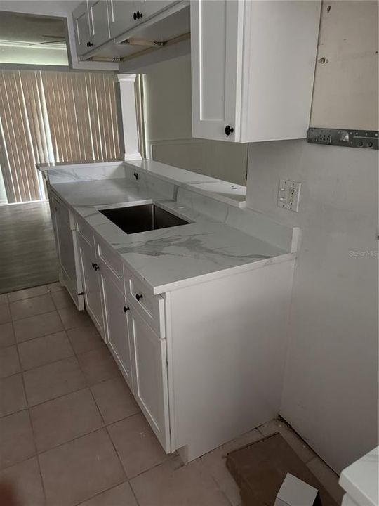 待售: $287,000 (3 贝兹, 2 浴室, 1320 平方英尺)