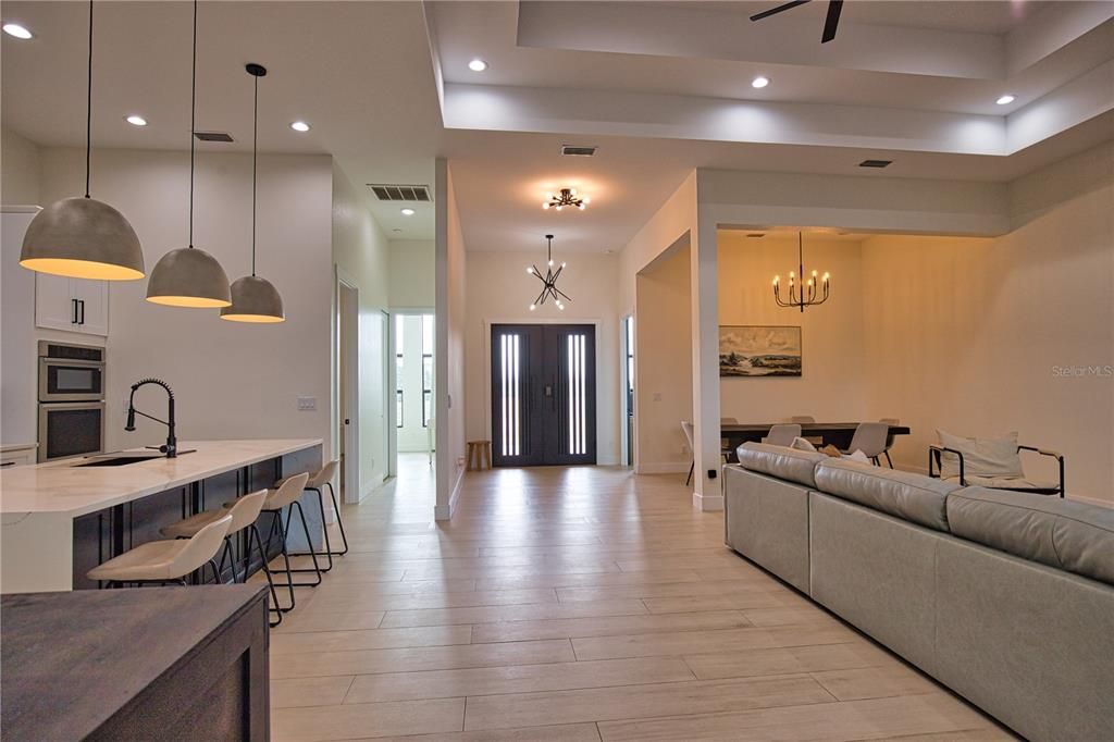 For Sale: $500,000 (3 beds, 2 baths, 1996 Square Feet)