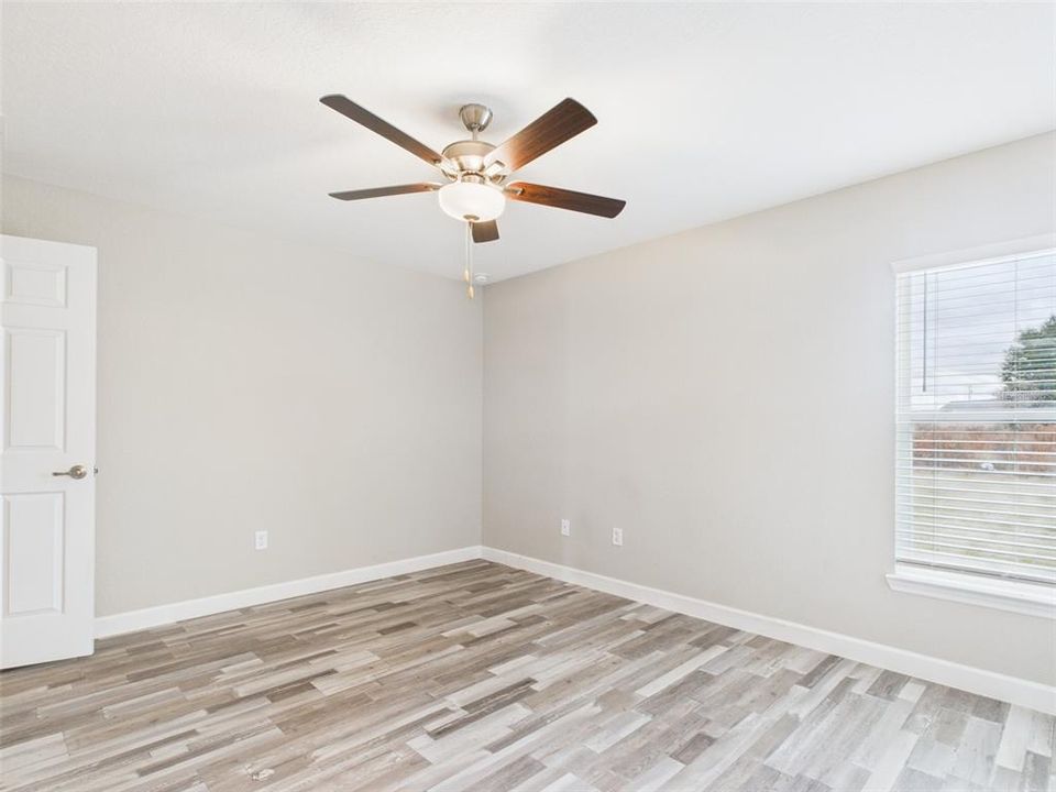 For Rent: $1,750 (3 beds, 2 baths, 1292 Square Feet)