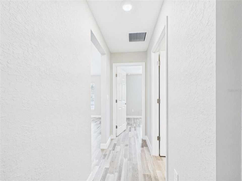 For Rent: $1,750 (3 beds, 2 baths, 1292 Square Feet)