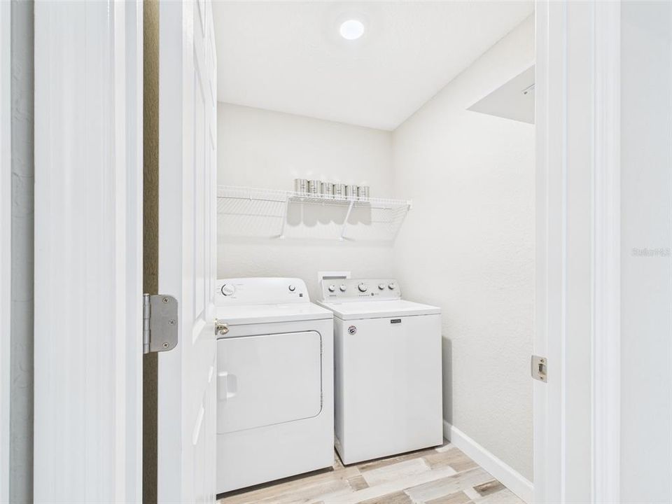 For Rent: $1,750 (3 beds, 2 baths, 1292 Square Feet)