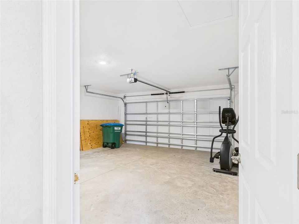 For Rent: $1,750 (3 beds, 2 baths, 1292 Square Feet)