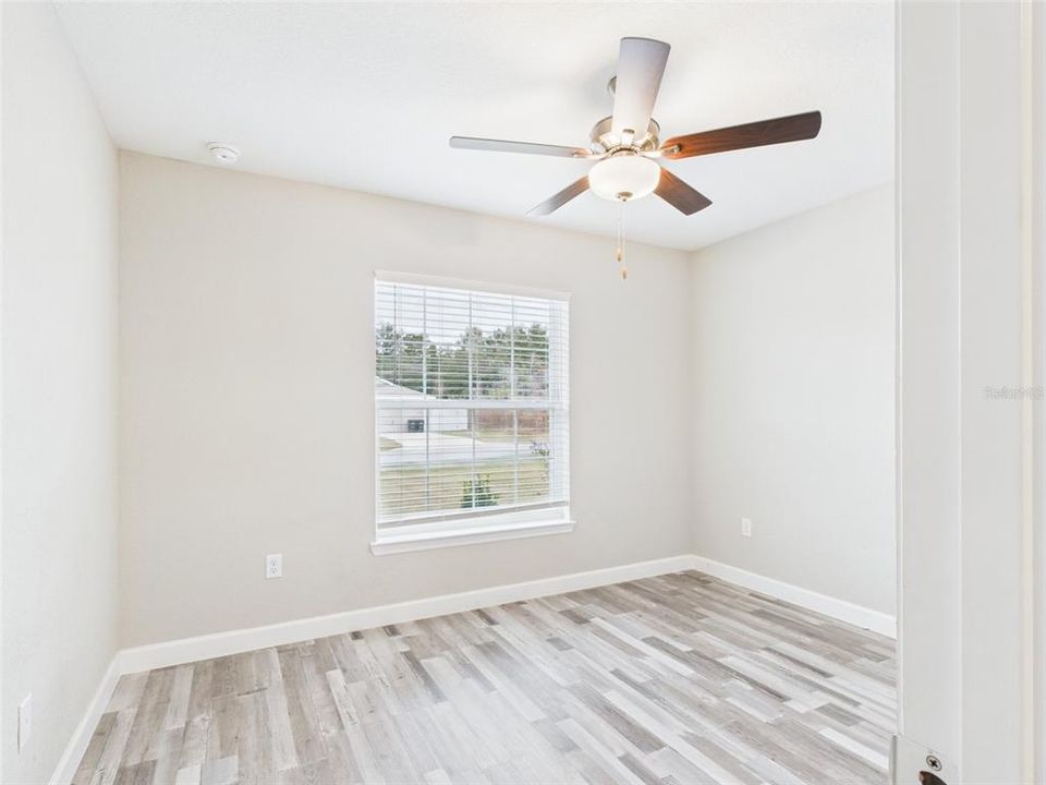 For Rent: $1,750 (3 beds, 2 baths, 1292 Square Feet)