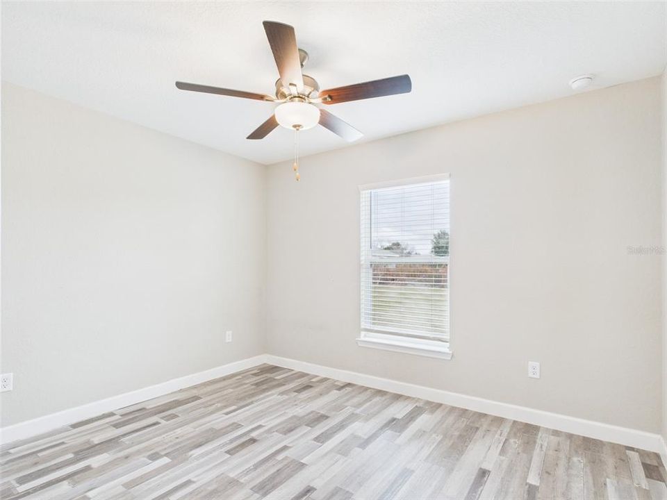 For Rent: $1,750 (3 beds, 2 baths, 1292 Square Feet)