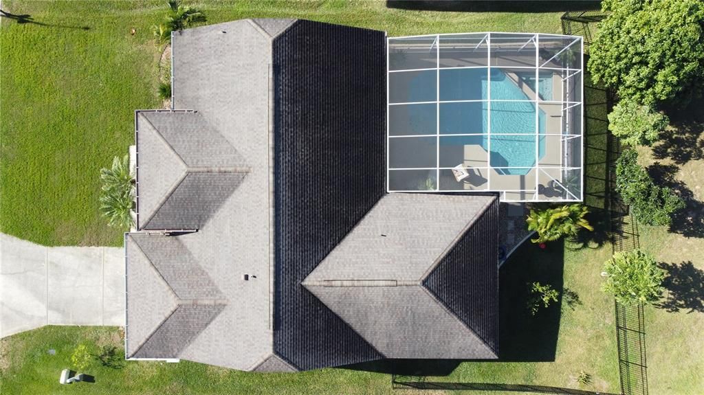 En Venta: $489,900 (4 camas, 2 baños, 2001 Pies cuadrados)