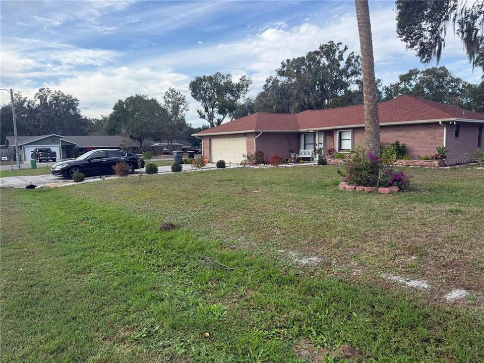 En Venta: $410,000 (4 camas, 2 baños, 1793 Pies cuadrados)