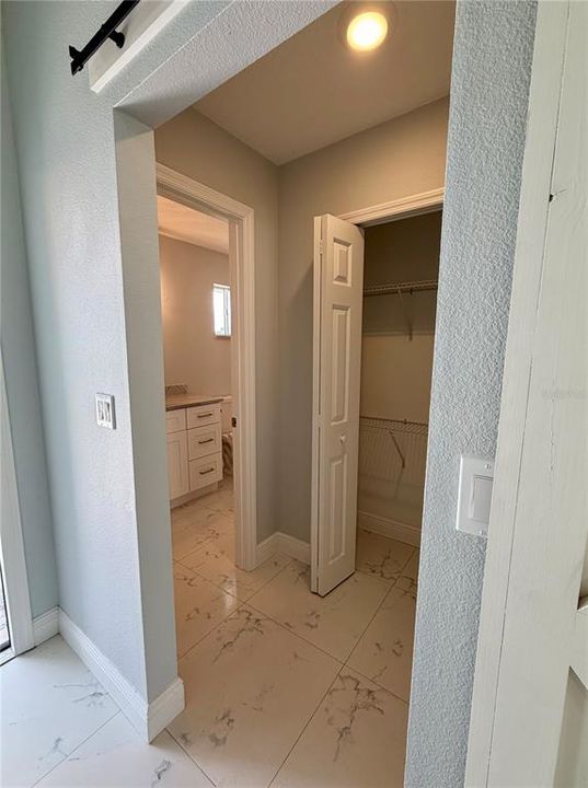 待售: $278,000 (3 贝兹, 3 浴室, 1872 平方英尺)