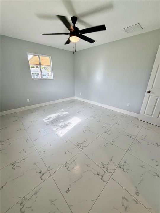 待售: $278,000 (3 贝兹, 3 浴室, 1872 平方英尺)