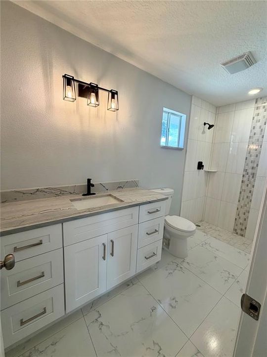 待售: $278,000 (3 贝兹, 3 浴室, 1872 平方英尺)