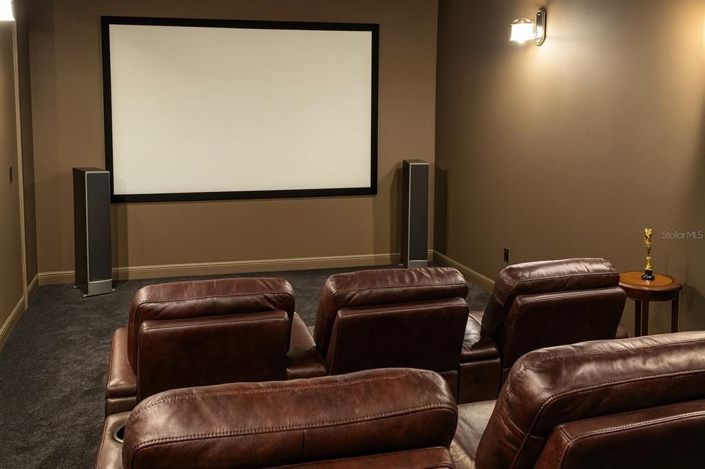 На продажу: $1,297,000 (4 спален, 4 ванн, 4344 Квадратных фут)