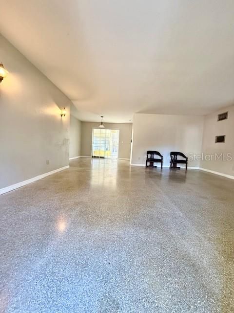 出租: $1,500 (2 贝兹, 2 浴室, 1092 平方英尺)